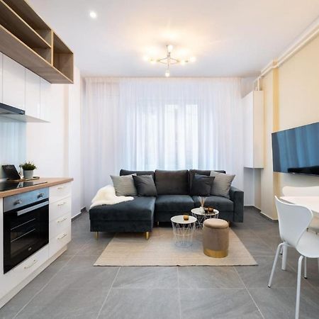 Cozy Cheerful In Center Bucharest Διαμέρισμα Εξωτερικό φωτογραφία