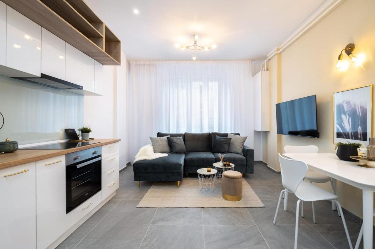 Cozy Cheerful In Center Bucharest Διαμέρισμα Εξωτερικό φωτογραφία