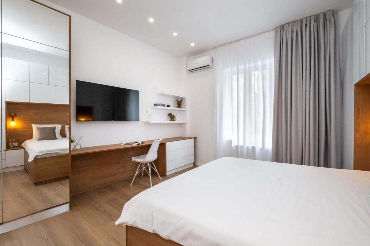 Cozy Cheerful In Center Bucharest Διαμέρισμα Εξωτερικό φωτογραφία